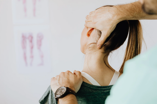 How to Identify Pillows That Reduce Neck Strain for Side Sleepers