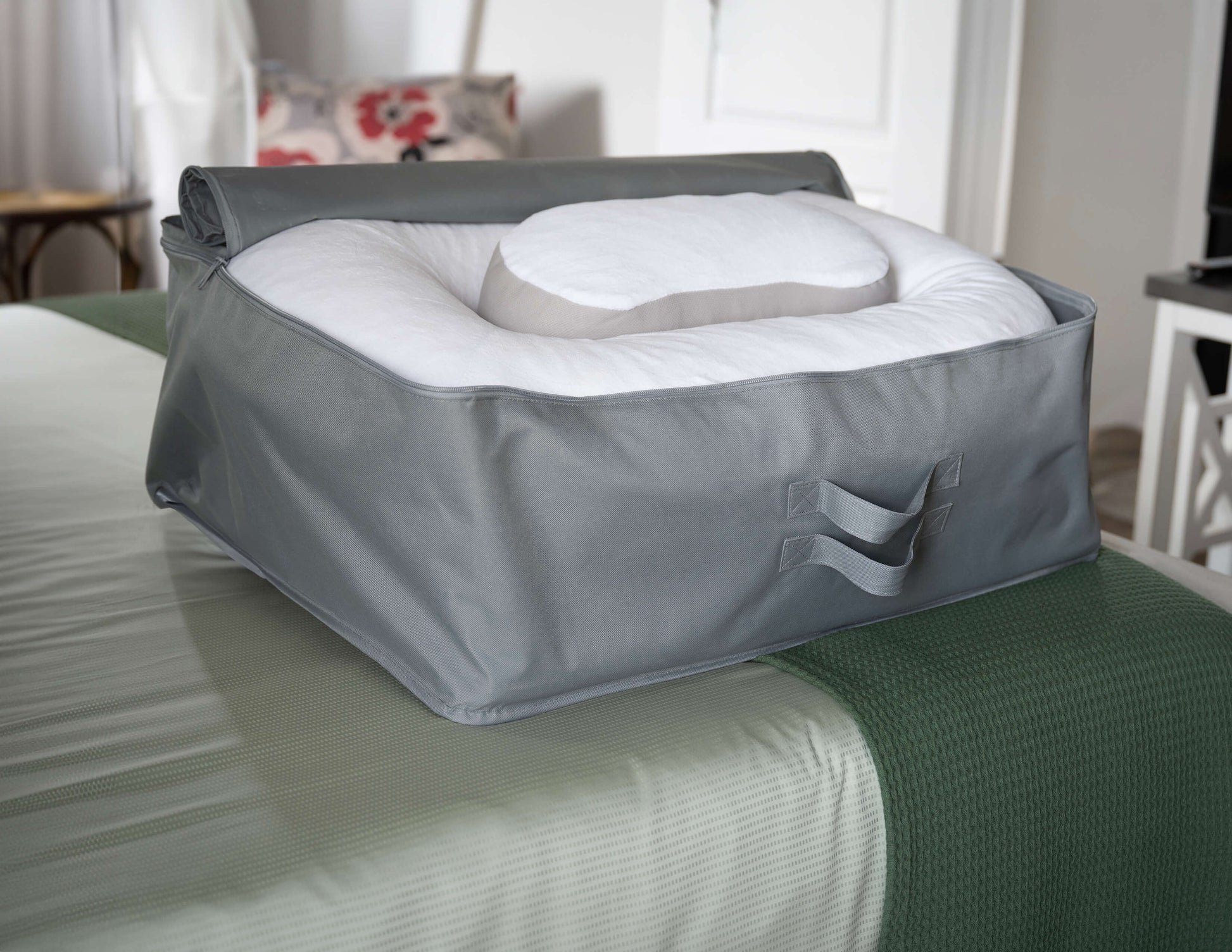 MedCline System Storage Bag with body pillow 