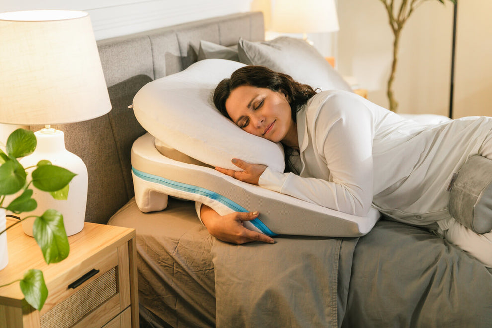 Buy Side Sleeper Pillow for Neck & Shoulder Relief | MedCline