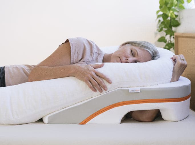 GERD Pillow Acid Reflux Relief for Side Sleepers MedCline